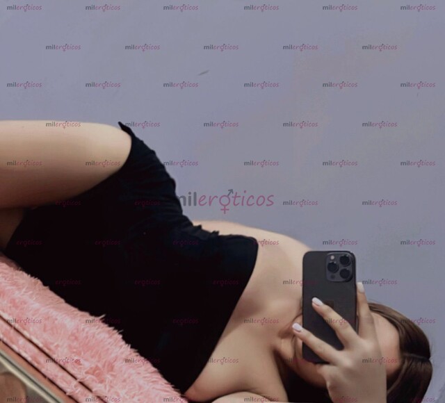 FOTOS DE MOJATE ENTRE MIS PIERNAS Y SIENTEME LO EXTRECHA Y RICA