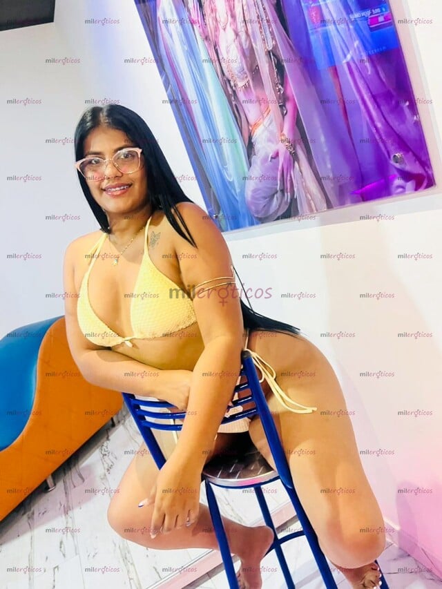 FOTOS DE HERMOSA MORENA PIEL CANELA MUY ATENTA Y CARIÑOSA VEN Y VISITAME YA