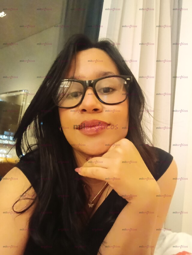 FOTOS DE LLÁMAME Y HARE TUS MAYORES DESEOS CON ESTA LINDA VENEZOLANA