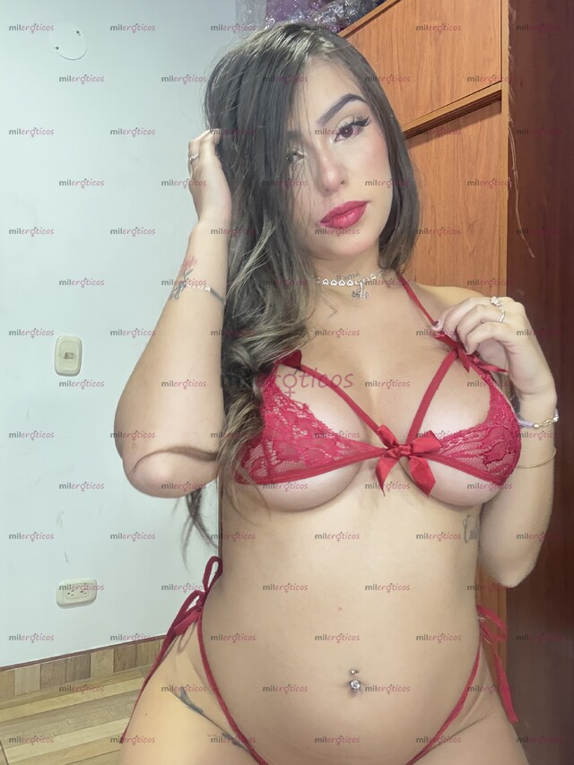 FOTOS DE SEXI COMPLACIENTE CON GANAS DE PASARLA RICO AMOR