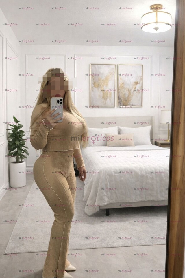 FOTOS DE RUBIA IRRESISTIBLE, DULCE Y PELIGROSAMENTE SEXY