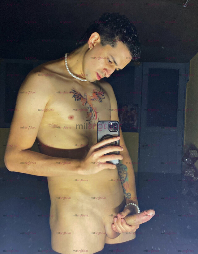 FOTOS DE FLACO MORBOSO Y CALIENTE CON VERGA DE 19 CM