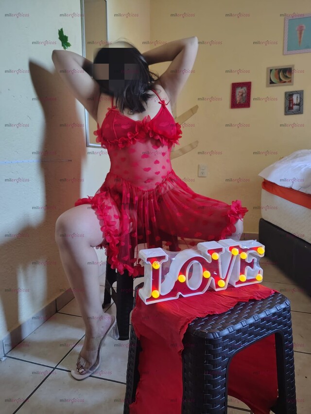 FOTOS DE VAMOS A FESTEJAR EL MES DEL AMOR Y LA AMISTAD EN MI CAMA