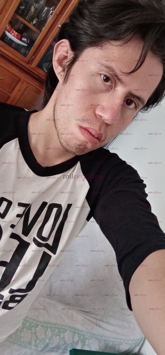 FOTOS DE HOMBRE COMPLACIENTE DEL BUEN SEXO Y DEL BUEN TRATO.
