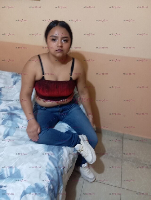 FOTOS DE ACÁMBAY É ESTOY DISPONIBLE SOLO PARA TI CHICA NUEVA 19 AÑOS BIEN APRETADITA CACH