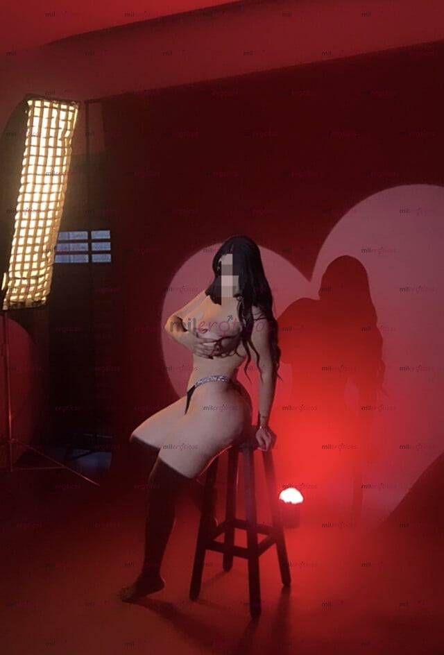 FOTOS DE HOLA MI NOMBRE ES XIMENA UNA CHICA HERMOSA Y VOLUPTUOSA DISPUESTA A COMPLACERTE