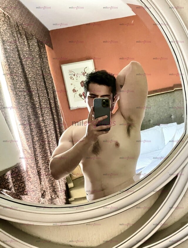 FOTOS DE GUAPO TAPATÍO EN QRO, CON LUGAR CÓMODO Y DISCRETO, MASAJES, COMPAÑÍA, BUENA ONDA
