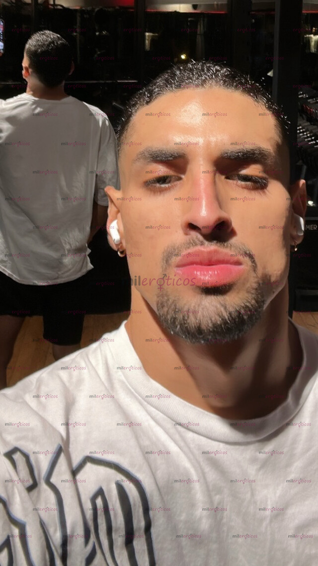 FOTOS DE JOVEN PAISA VERGON CALIENTE Y DE MENTE ABIERTA