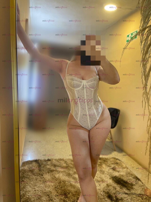 FOTOS DE MELISSA LINDA MONA DE HERMOSAS CURVAS. CONOCELA EN PURE GLOW