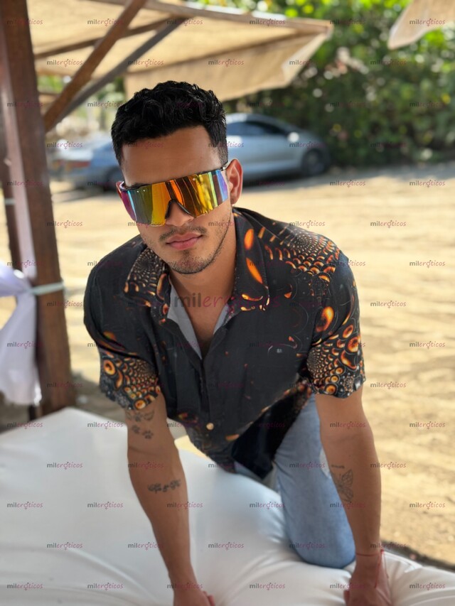 FOTOS DE MORENO GUAPO NUEVO EN LA CIUDAD COMPLACIENTE