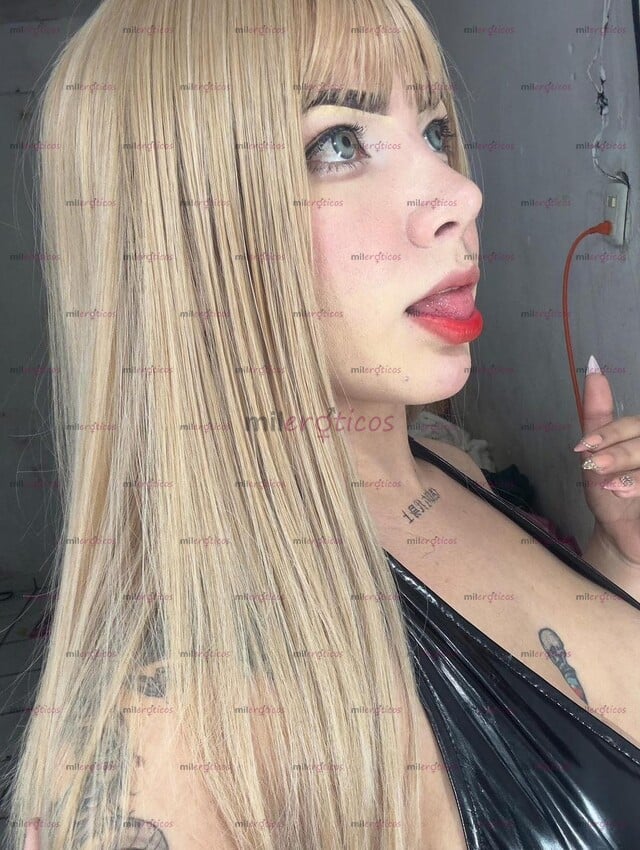 FOTOS DE HOLA . CHAVA BONITA . JOVEN Y MUY LIMPIA. :DISCRETA , LA PASARAS MUY RICO