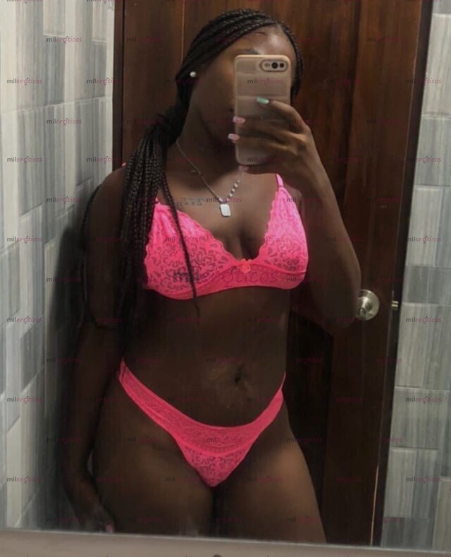 FOTOS DE MORENASA DIVA DE DIVAS CUERPO CELESTIAL CURVAS DE INFARTO . MUÑECA VIP KAREN