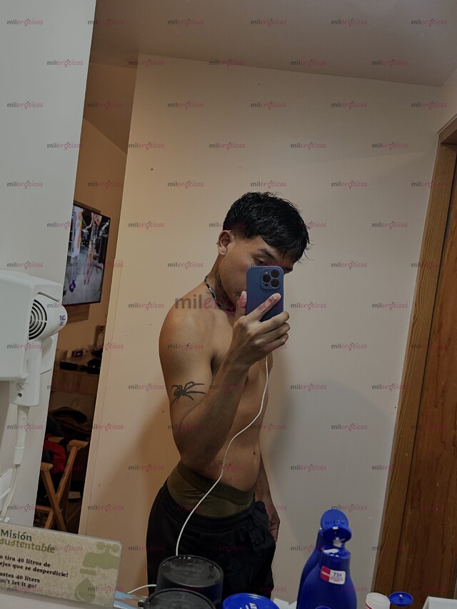 FOTOS DE CHICO ALTO GUAPO DELGADO MORENO VARONIL SÚPER HOT DE 22 AÑITOS