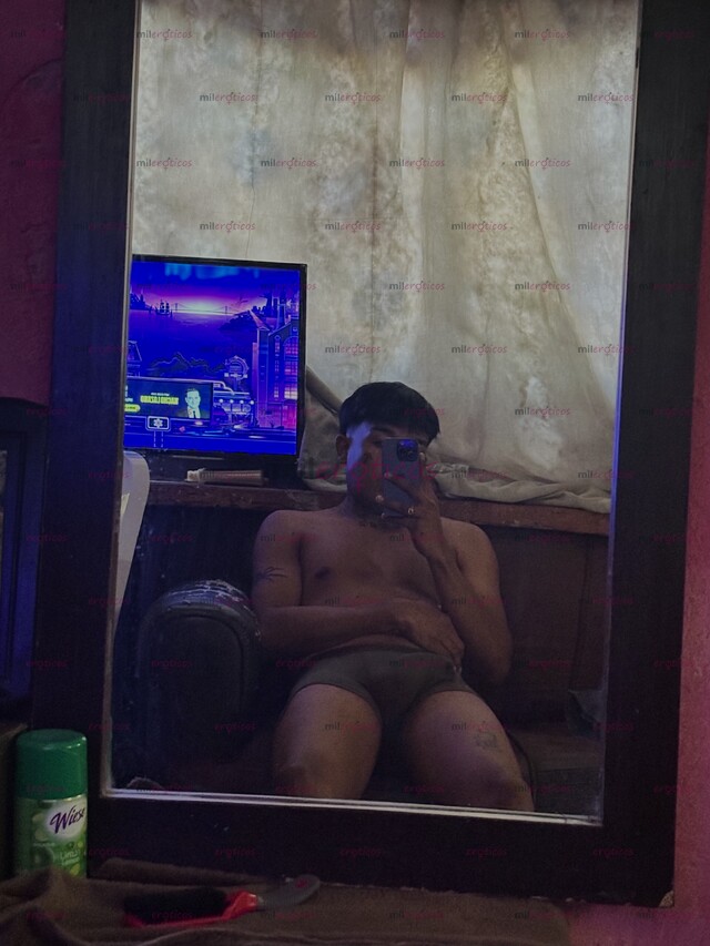 FOTOS DE CHICO ALTO GUAPO DELGADO MORENO VARONIL SÚPER HOT DE 22 AÑITOS