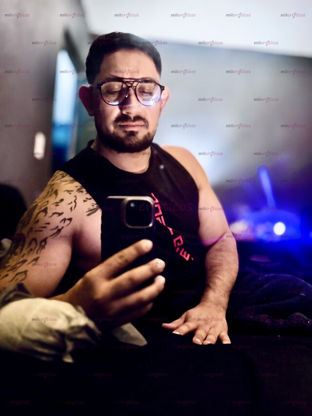 FOTOS DE HOLA SOY DAVID HOMBRE COMPLACIENTE CALIENTE TU LUGAR O EL MIO