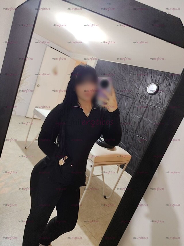 FOTOS DE DANI, CONOCE LA MAGIA DE MIS MANOS (NO SEXO) SEDE GALERÍAS