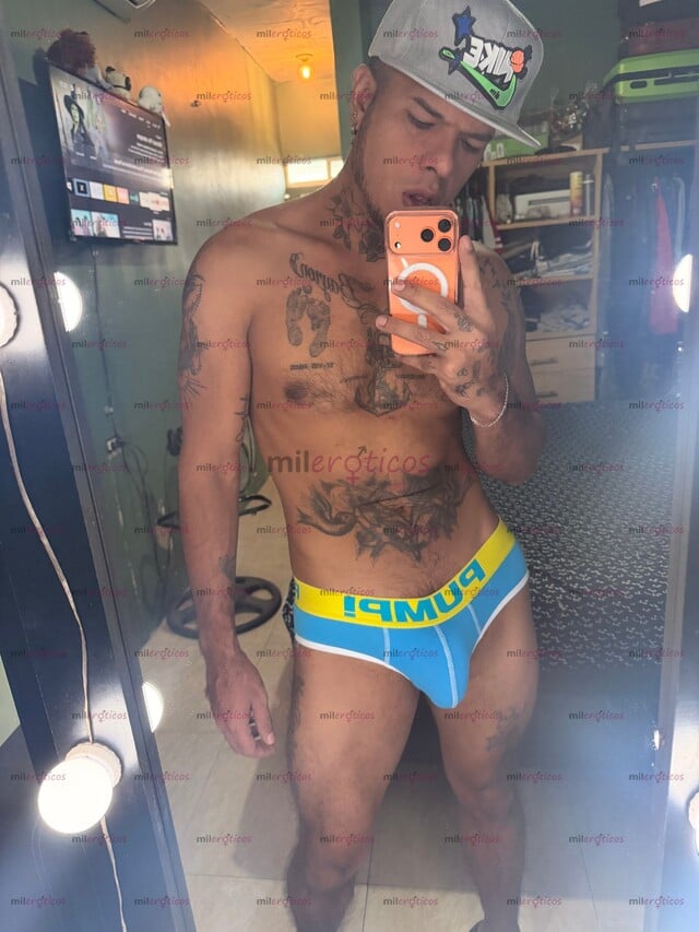 FOTOS DE CHACAL BISEXUAL VERGON Y NALGÓN VARONIL TATUADO 20CM MTY