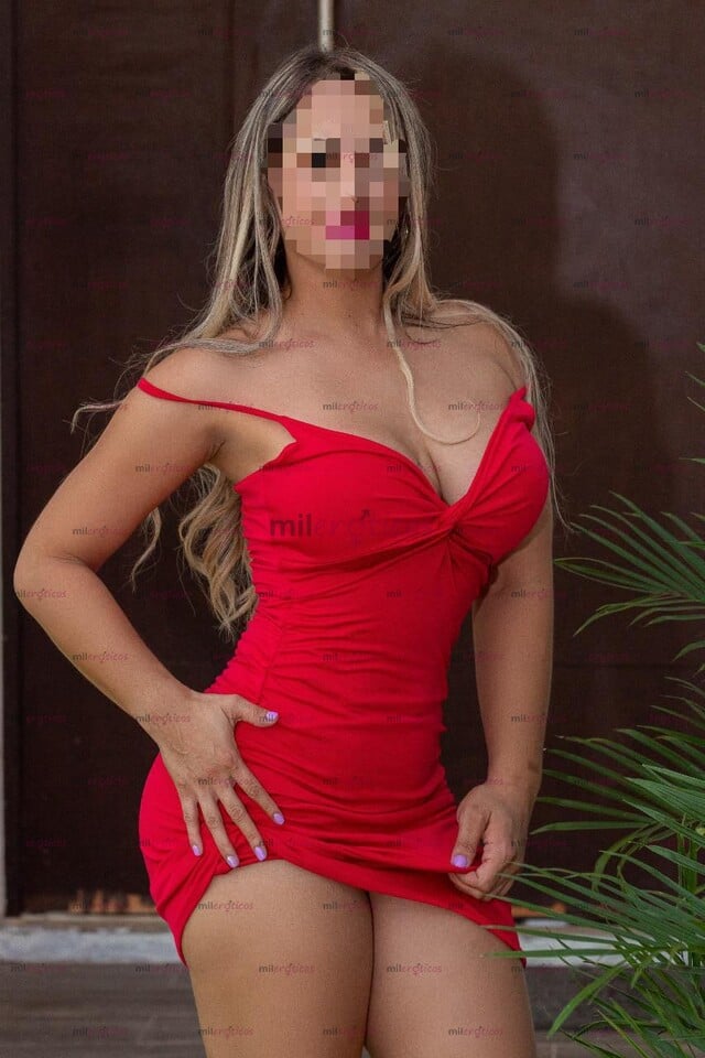 FOTOS DE HOLA.... MI NOMBRE ES CRISTAL SOY UNA PAISA RUBIA Y BOLUNTUOSA