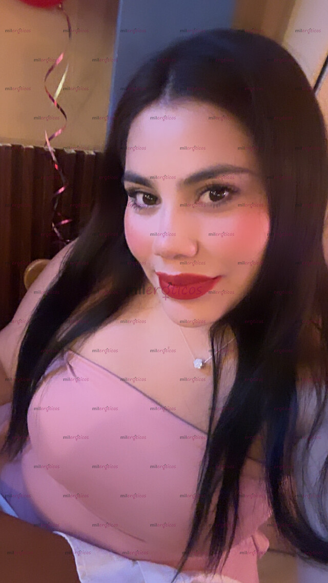 FOTOS DE TU CULONA FAVORITA ESPERO TE GUSTEN LAS NALGOTAS MI AMOR