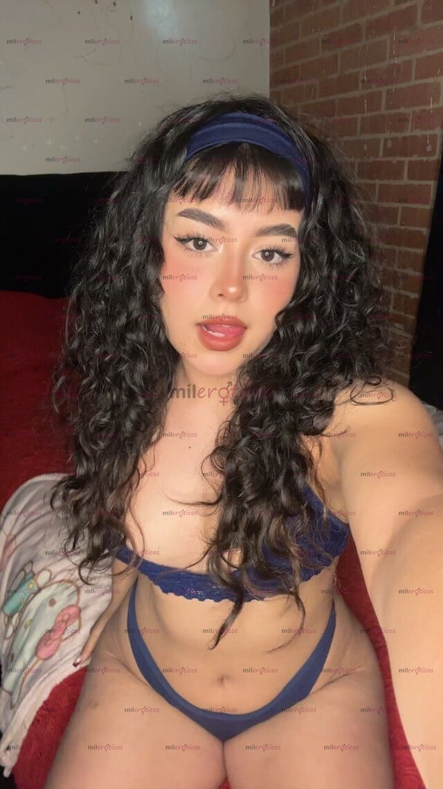 FOTOS DE SOFÍA, JOVEN UNIVERSITARIA CON GANAS DE PASAR UN RATO AGRADABLE