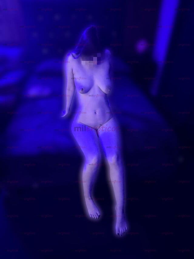 FOTOS DE SERVICIO DSD $600 CON LUGAR. BESO NEGRO, RELACIONE ILIMITADA,DESNUDO TOTAL,ANAL