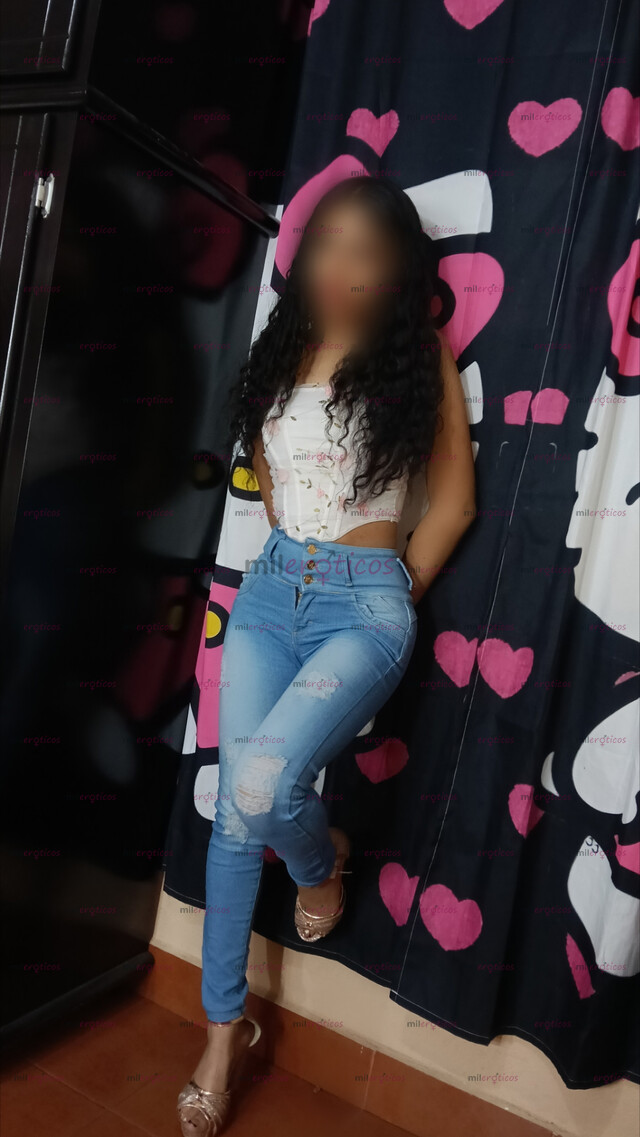 FOTOS DE HERMOSA PETTITE, CON CARITA ANGÉLICAL CONTRATAME BEBE