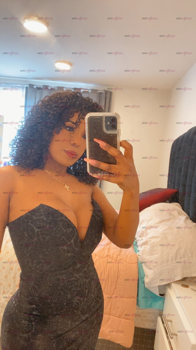 FOTOS DE DOMINICANA PELO CHINO ,SIMPÁTICA ,BUENA PLATICA ,BUENA COMPAÑÍA Y MUY SEXI