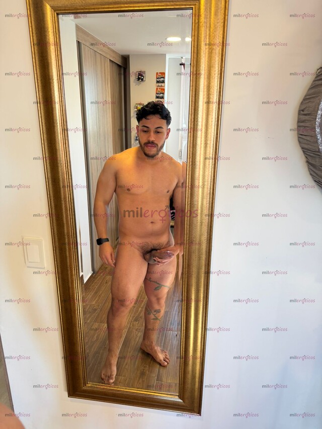 FOTOS DE FREDY CALIENTE, GUAPO, CON BUENA VERGA Y CULO PARA TI