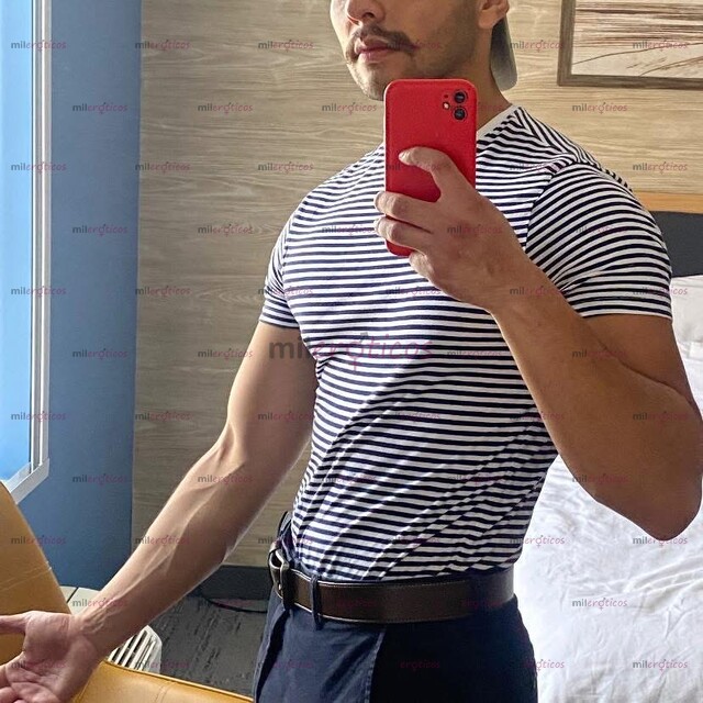 FOTOS DE JOVEN, MAMADO Y DOTADO. COMPLETAMENTE INDEPENDIENTE