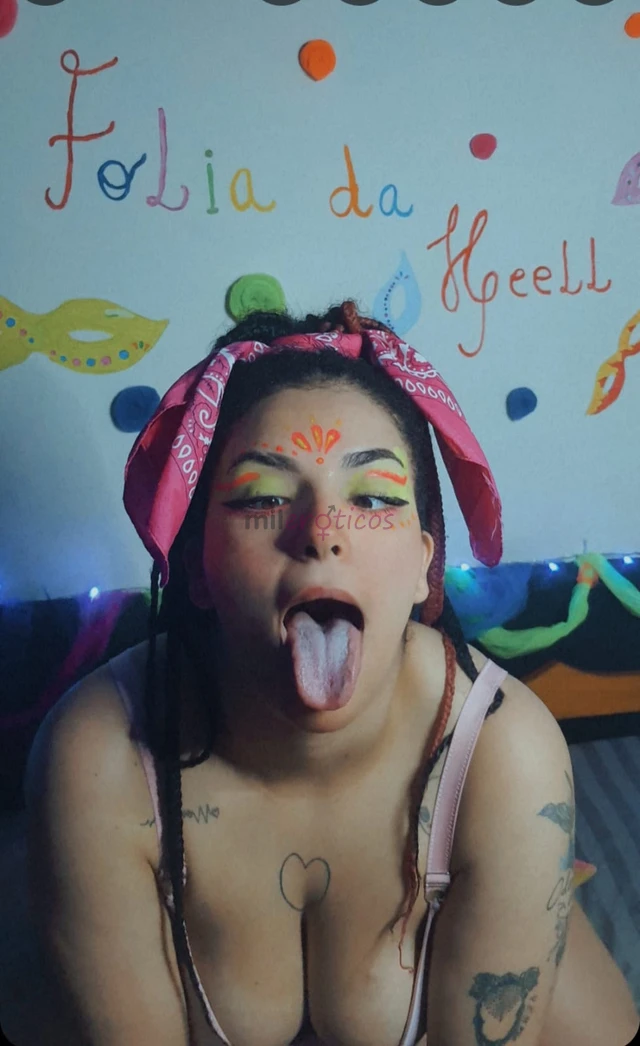 Fetichista amantes da seducao amo realizar desejos e te levar a loucura faco sexting com midias fixas conteudos personalizados tenho packs faco chamad...