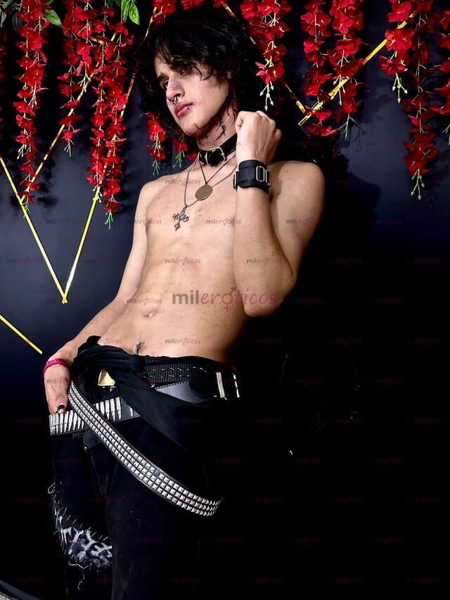 FOTOS DE DARK DE 18 AÑOS, CON BUEN MATERIAL, MENTE ABIERTA DESDE10K