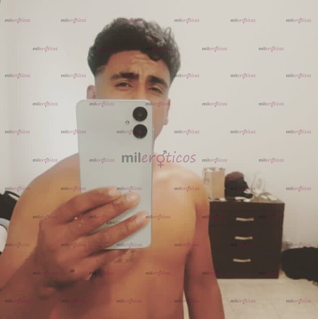 FOTOS DE JOVEN ACTIVO DE 22 AÑOS ÚLTIMA SEMANA EN LA CIUDAD CON SERVICIO COMPLETOS