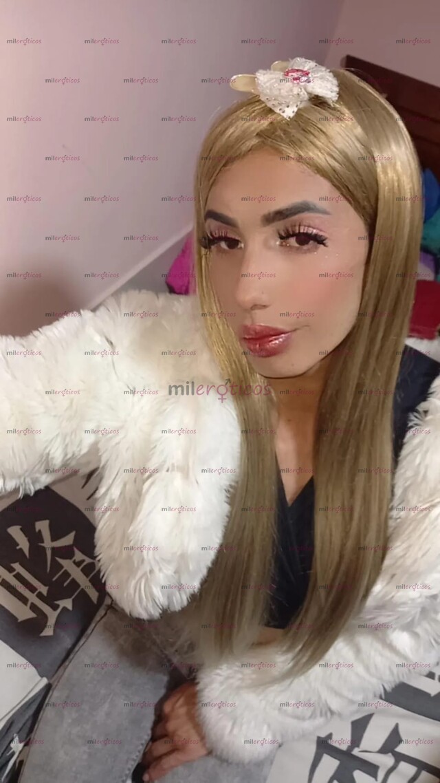 FOTOS DE HOLA MUCHO GUSTO ME LLAMO NAHOMI CHICA TRANS SUPER ARRECHA Y CALIENTE