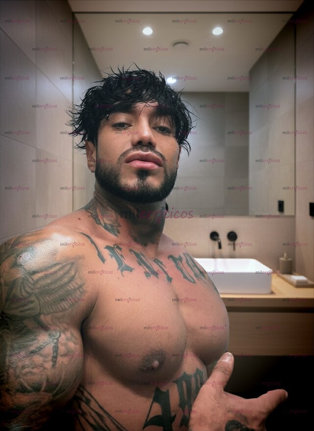 FOTOS DE GUAPO Y SEXY TATUADO MÁS QUE UN SERVICIO UNA EXPERIENCIA CON 3RO