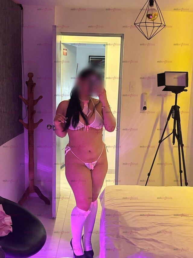 FOTOS DE YESICA, NUEVA TETONA Y CULONA CON ROSTRO ANGELICAL RECIEN LLEGADA