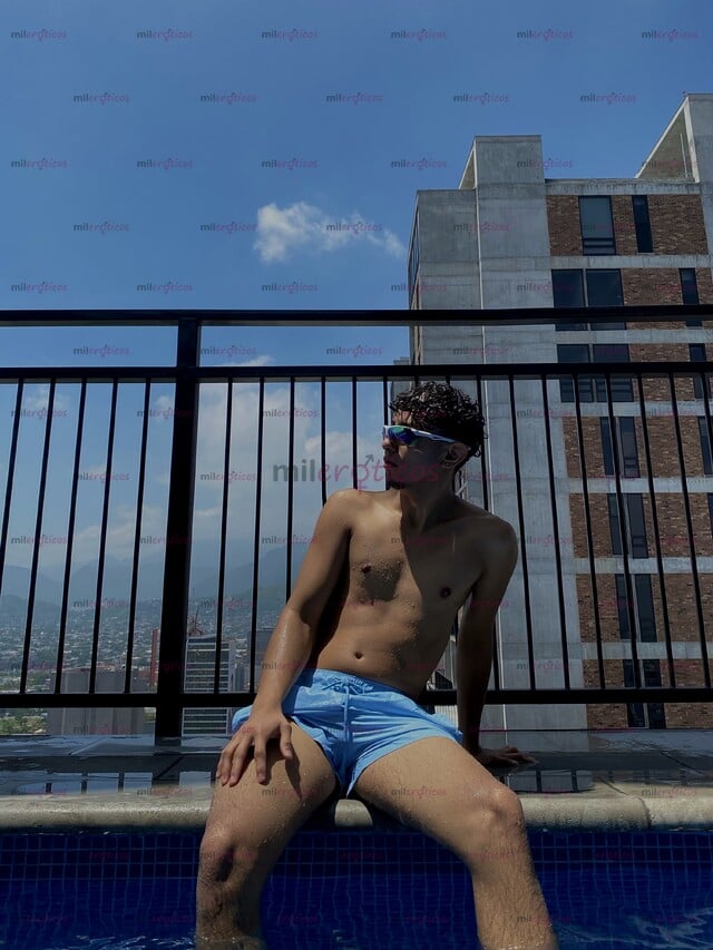 FOTOS DE NIÑO DE 18 AÑITOS CON UNA VERGA 20 CM Y CULON Y MORENITO