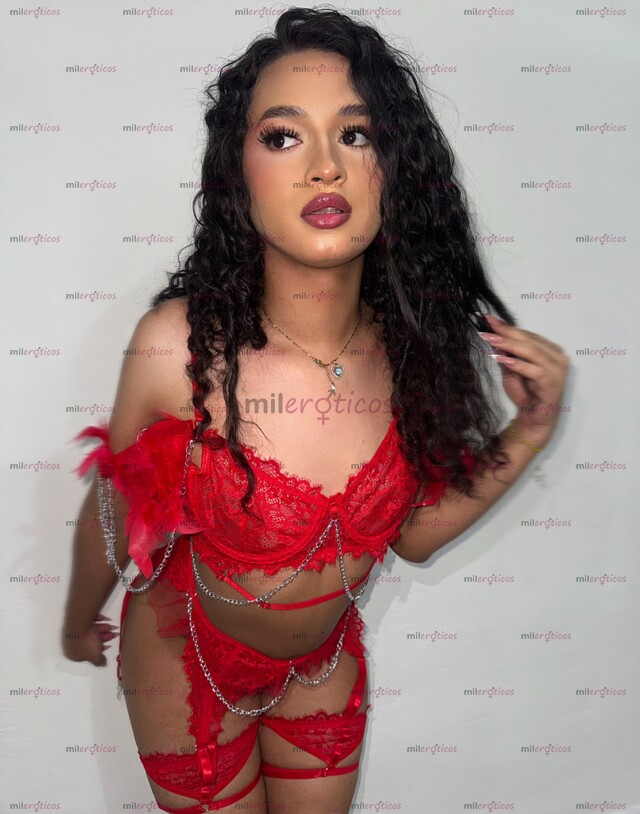 FOTOS DE CULONA TWINK EXTRANJERA! PASIVA, CALIENTE Y COMPLACIENTE!