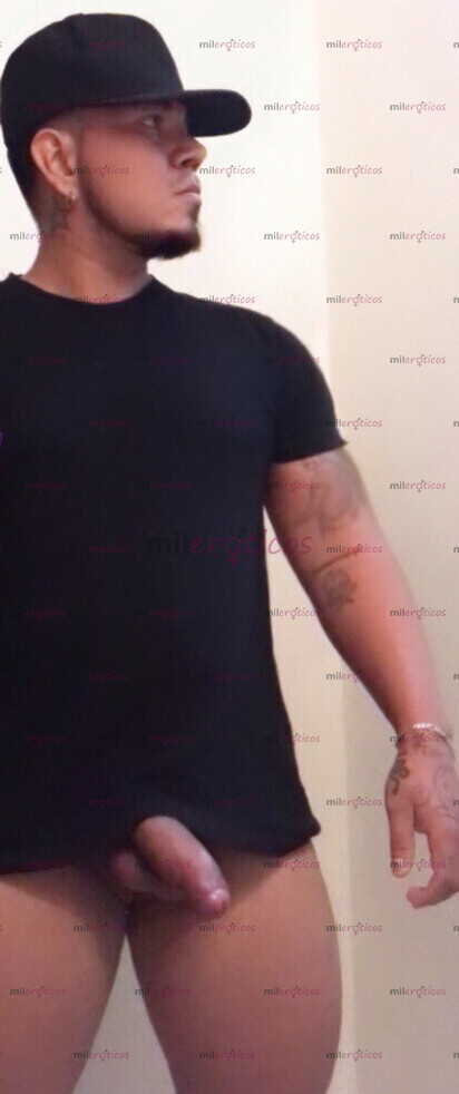 FOTOS DE BRANDON CHACAL COMPLACIENTE Y MUY ARDIENTE