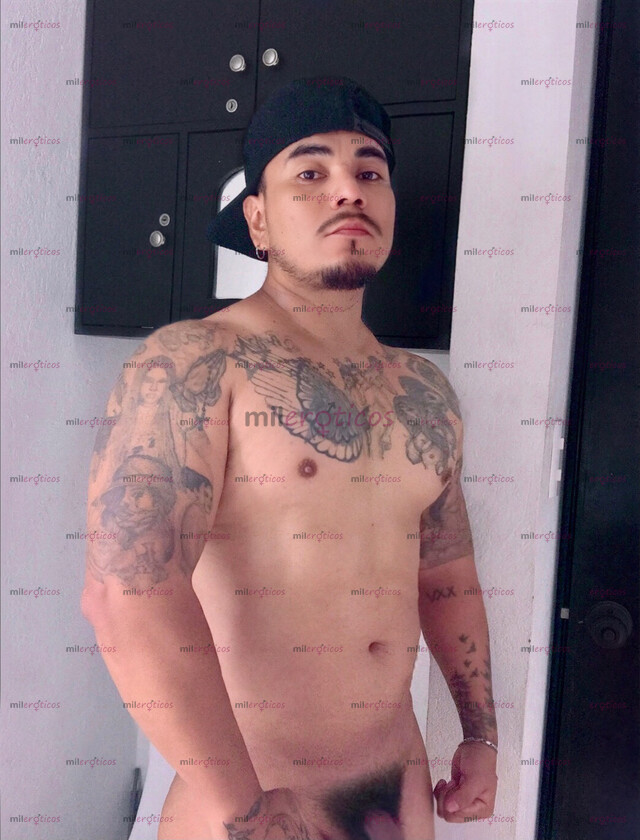 FOTOS DE BRANDON CHACAL COMPLACIENTE Y MUY ARDIENTE