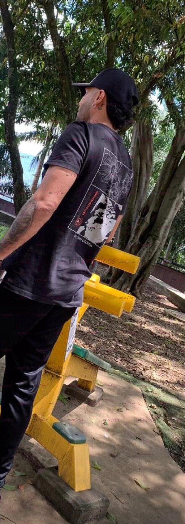 FOTOS DE JOVEN SERIO RESERVADO VELLUDO Y COMPLACIENTE DISCRETO VERSÁTIL