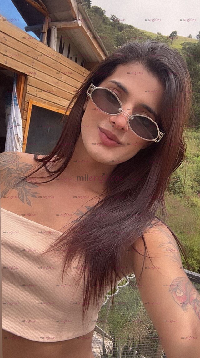 FOTOS DE CHICA TRANS DISPUESTA A COMPLACERTE EN TODAS TUS FANTASÍAS