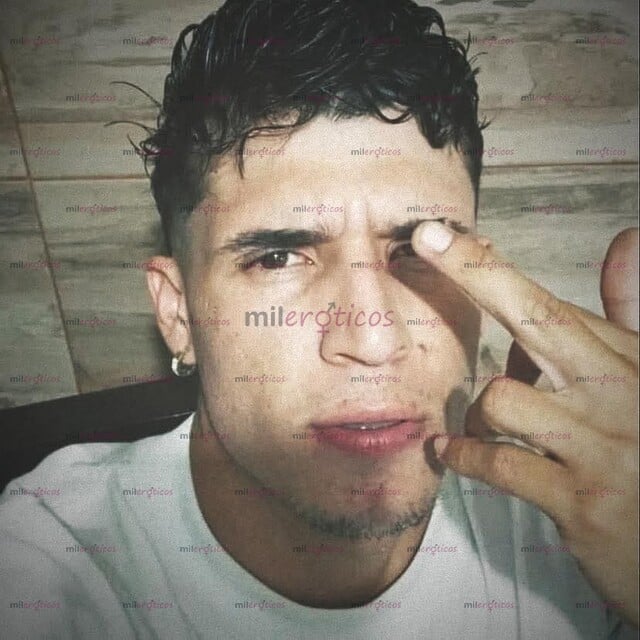 FOTOS DE HOLA SOY KEVIN JARAMILLO PAISA COLOMBIANO, CON GANAS DE COMPLACERTEÑ