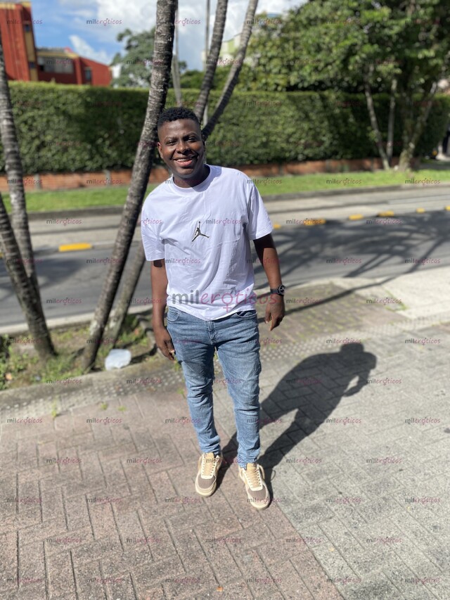 FOTOS DE EL NEGRO ELEGANTE QUE TODAS QUIEREN TENER, NO TE PIERDAS ESTE CHOCOLATE