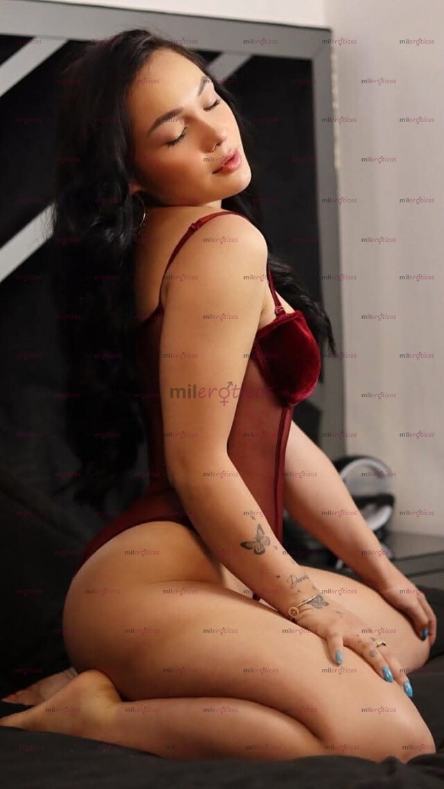 FOTOS DE ANDREA JOVENSITA DE 22 AÑITOS CON MUCHAS GANAS DE DISFRUTAR