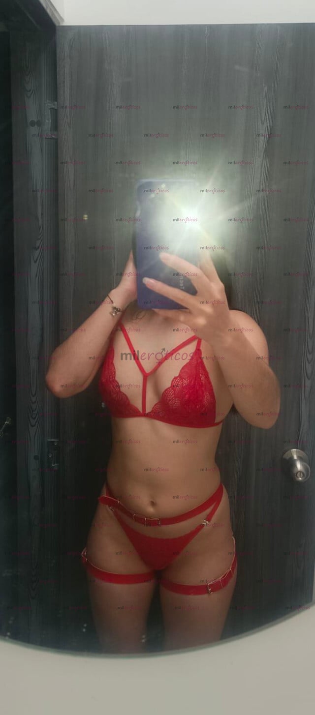FOTOS DE REBELDE CON CAUSA UNA DAMA QUE SABE LO QUE QUIERES .. Y NO TE LO NIEGA..