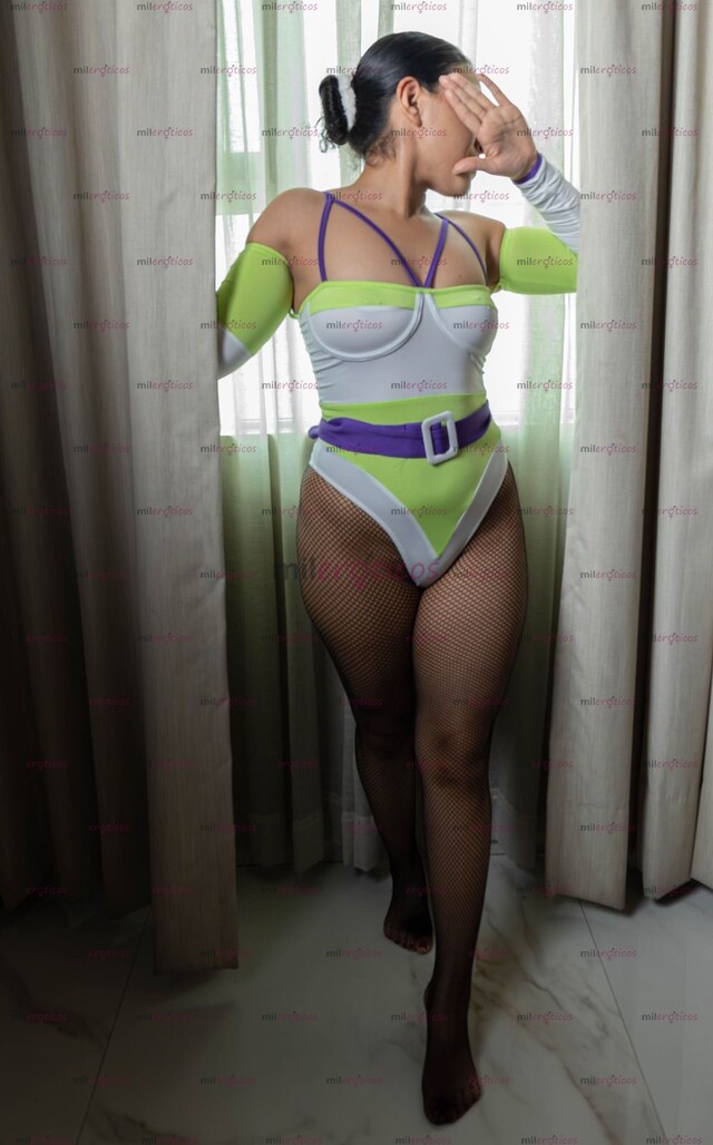 FOTOS DE KENDRA LISTA PARA EXPERIMENTAR CON HOMBRES MADUROS