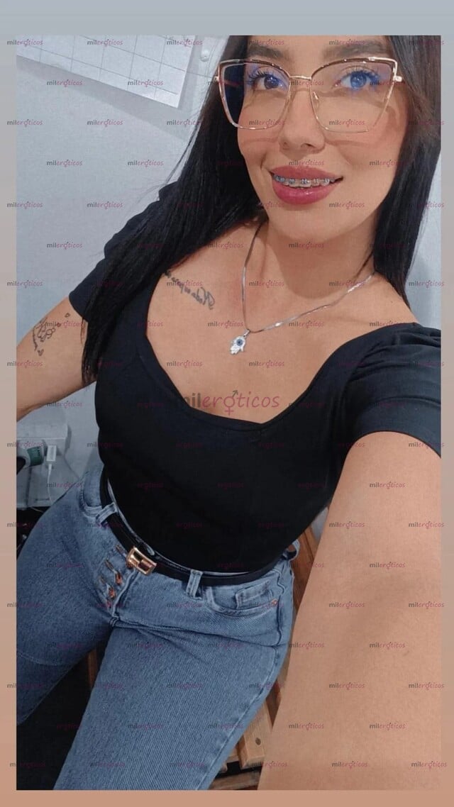 FOTOS DE AMABLE , COMPLACIENTE Y EDUCADA A LA HORA DE ATENDERTE VEN Y DISFRUTA