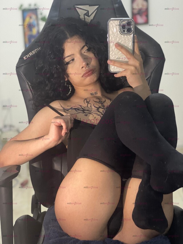 FOTOS DE RICAS JUGOSAS TETAS PARADITAS VEN PAPI CONMIGO Y VAS A GOZAR COMO TE GUSTA