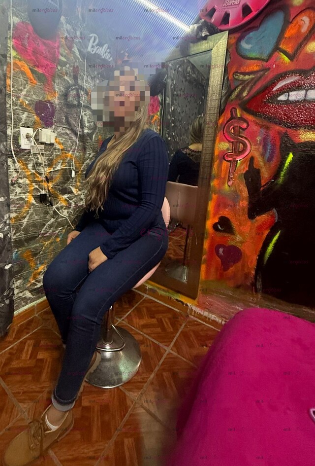 FOTOS DE RUBIA DE PIEL BLANCA DISPUESTA A TODO .!!!!!