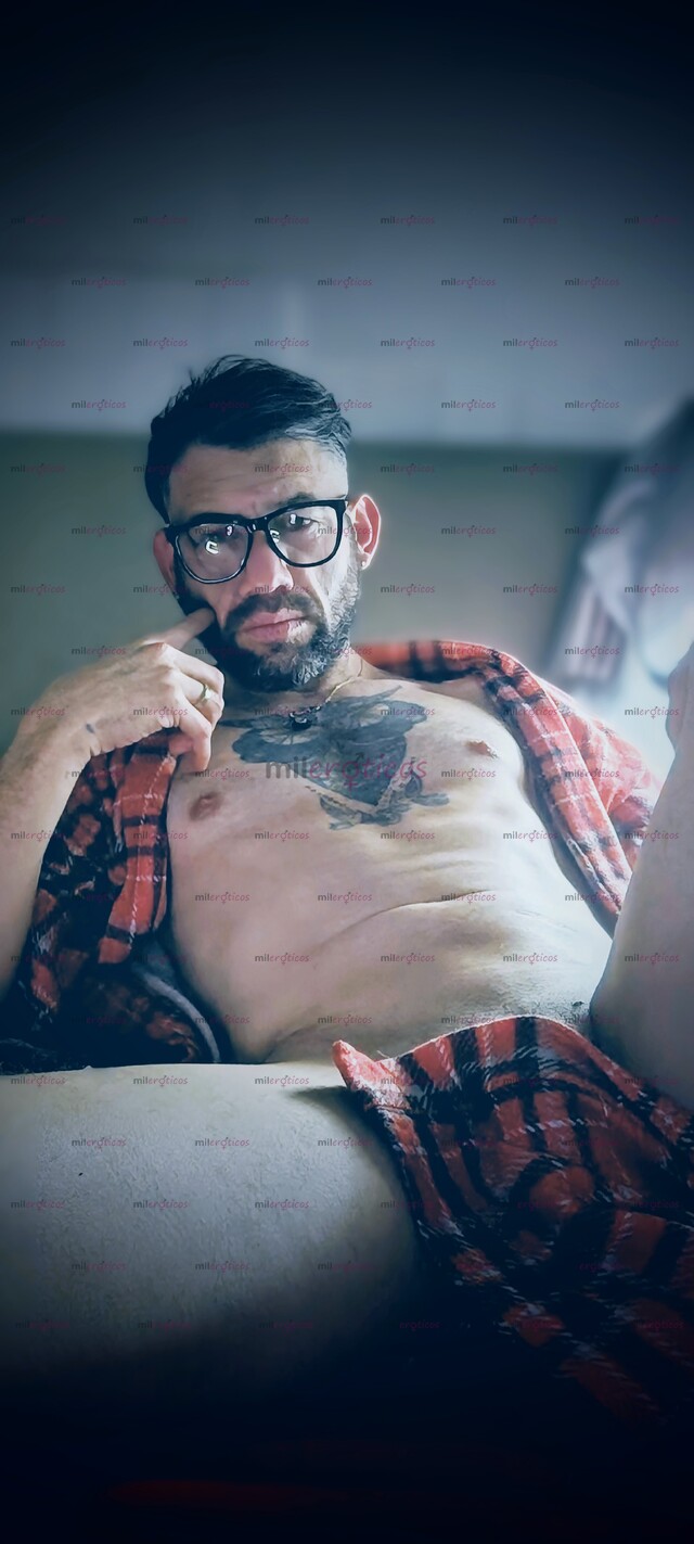 FOTOS DE HOLA SOY ADRIÁN, ACTIVO, VERGON, COMPLACIENTE. 20 CM